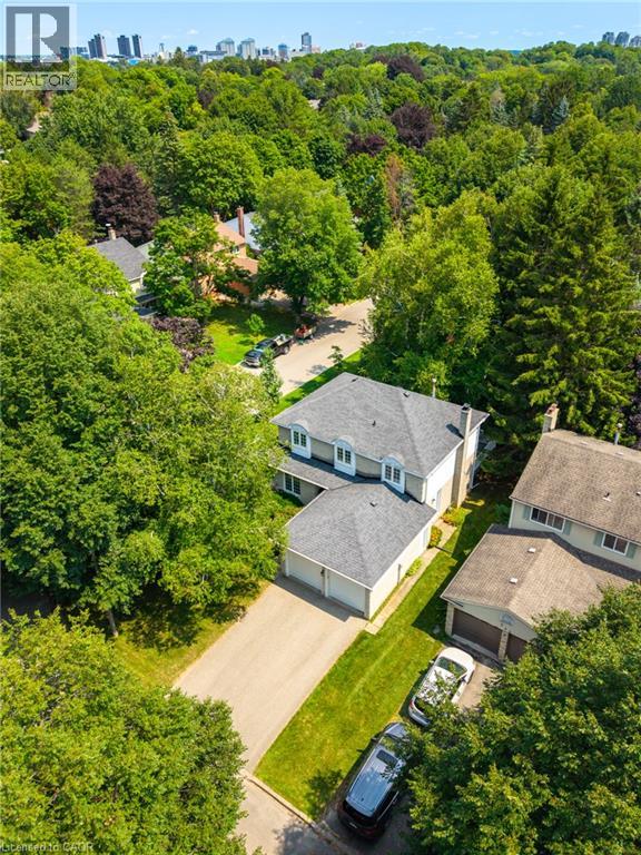 243 Tatlock Court, Waterloo, Ontario  N2L 5Y6 - Photo 38 - 40854816