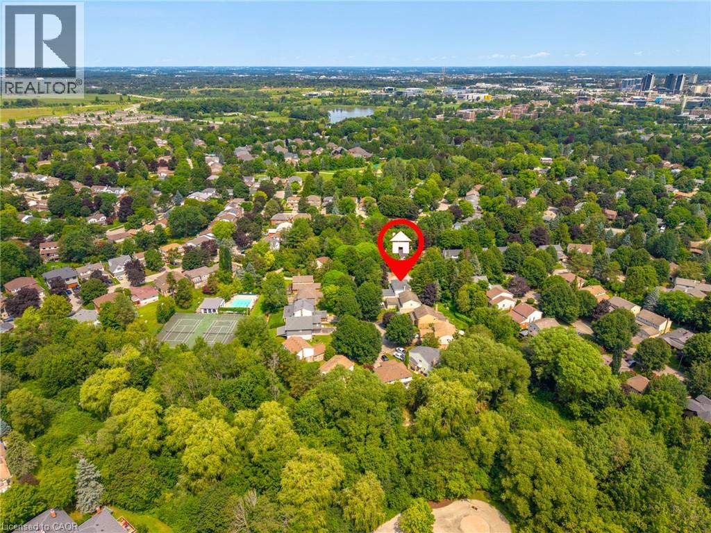 243 Tatlock Court, Waterloo, Ontario  N2L 5Y6 - Photo 44 - 40854816