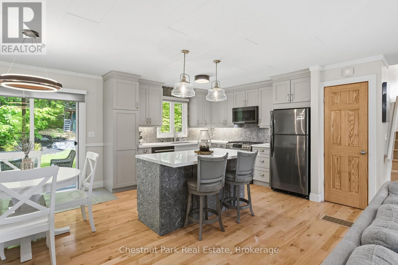 22 Morgan Heights Drive, Huntsville (Chaffey), Ontario  P1H 1B7 - Photo 10 - X13665826