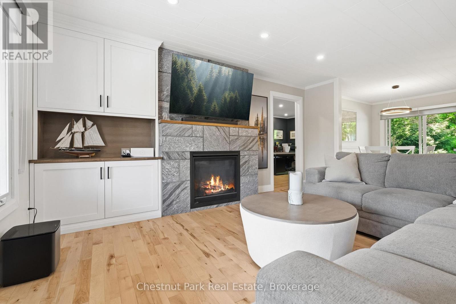 22 Morgan Heights Drive, Huntsville (Chaffey), Ontario  P1H 1B7 - Photo 6 - X13665826