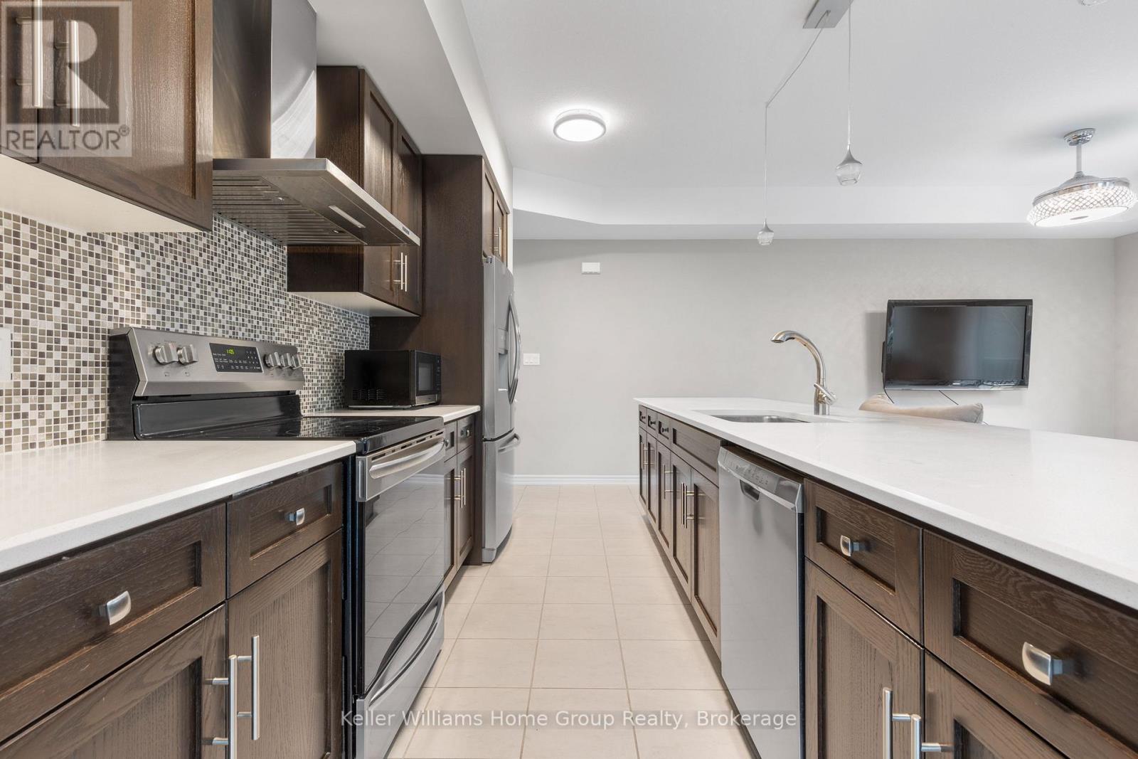 35 - 107 Westra Drive, Guelph (Willow West/sugarbush/west Acres), Ontario  N1K 0A5 - Photo 5 - X13665924