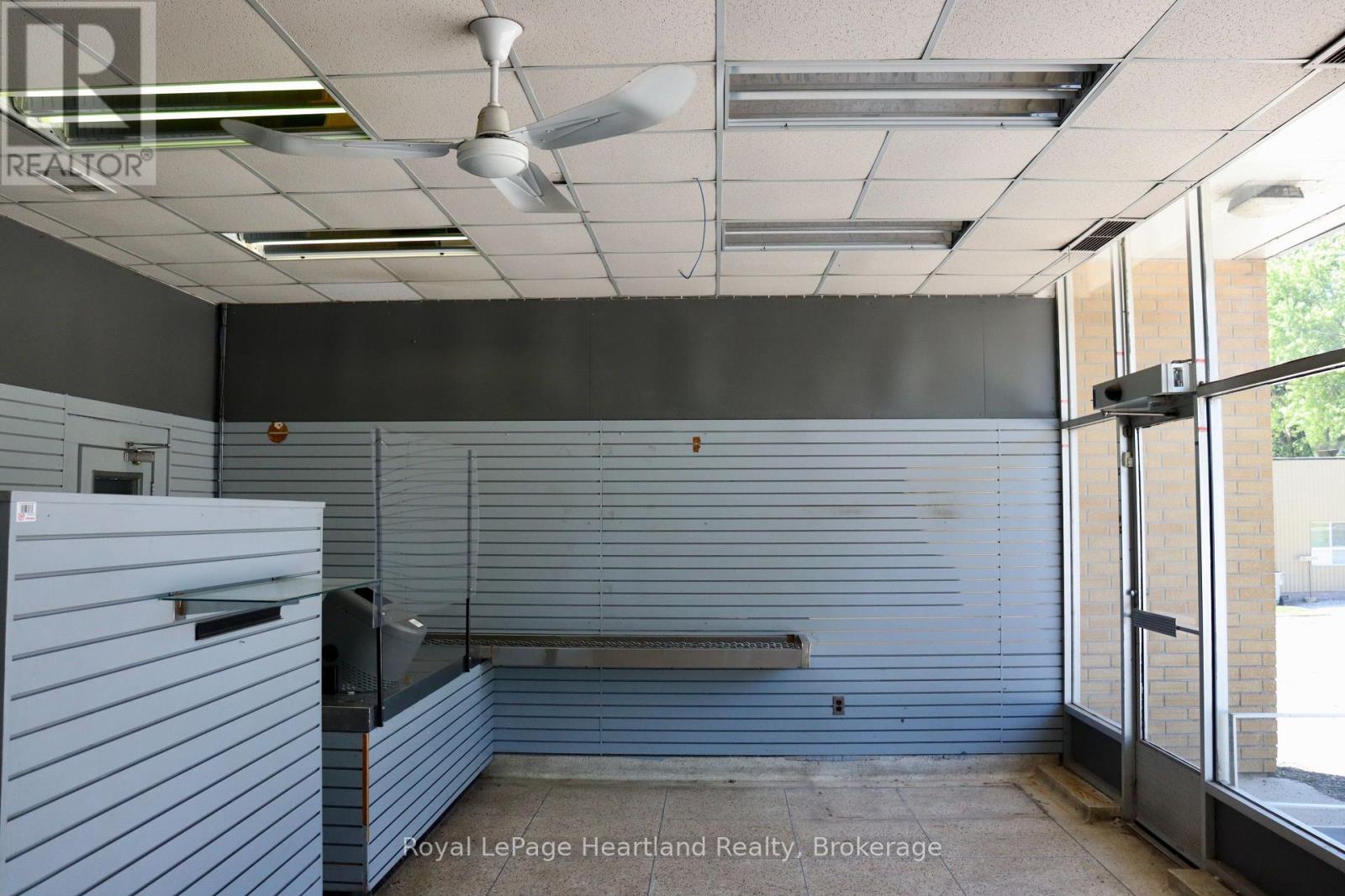 30 Mill Street, Central Huron (Clinton), Ontario  N0M 1L0 - Photo 6 - X13666016