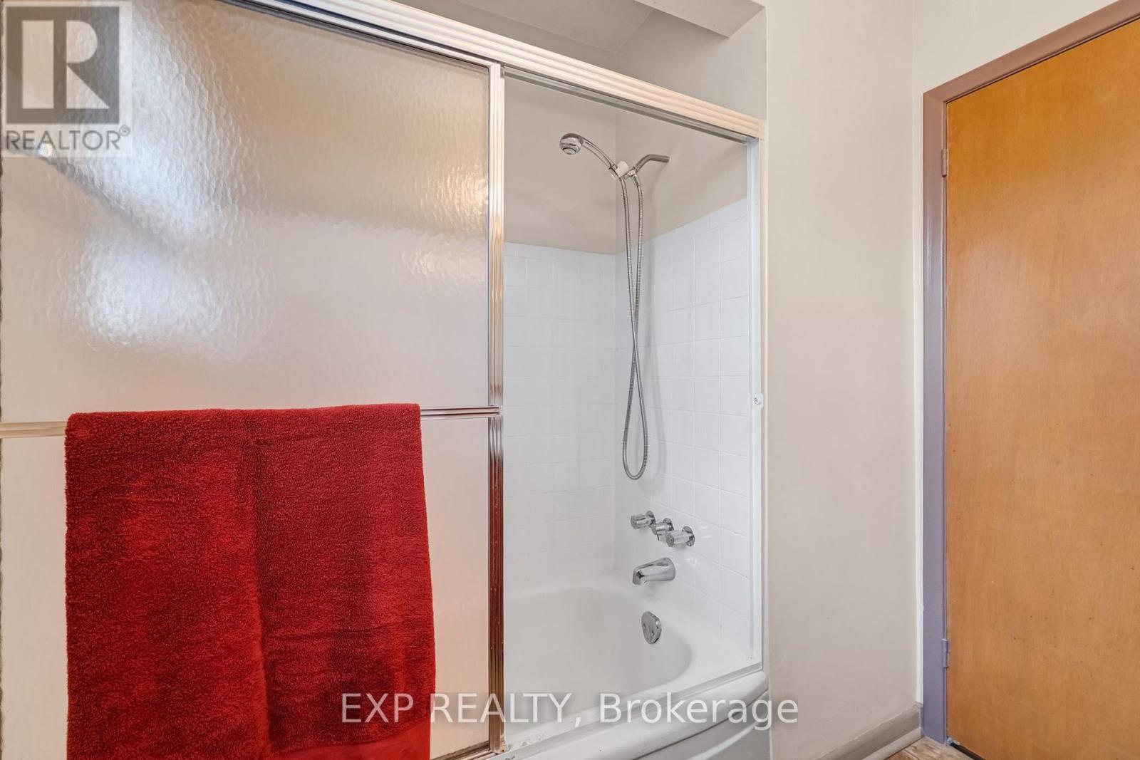 20 Marlena Drive, Toronto, Ontario  M1E 2Z1 - Photo 20 - E13665960