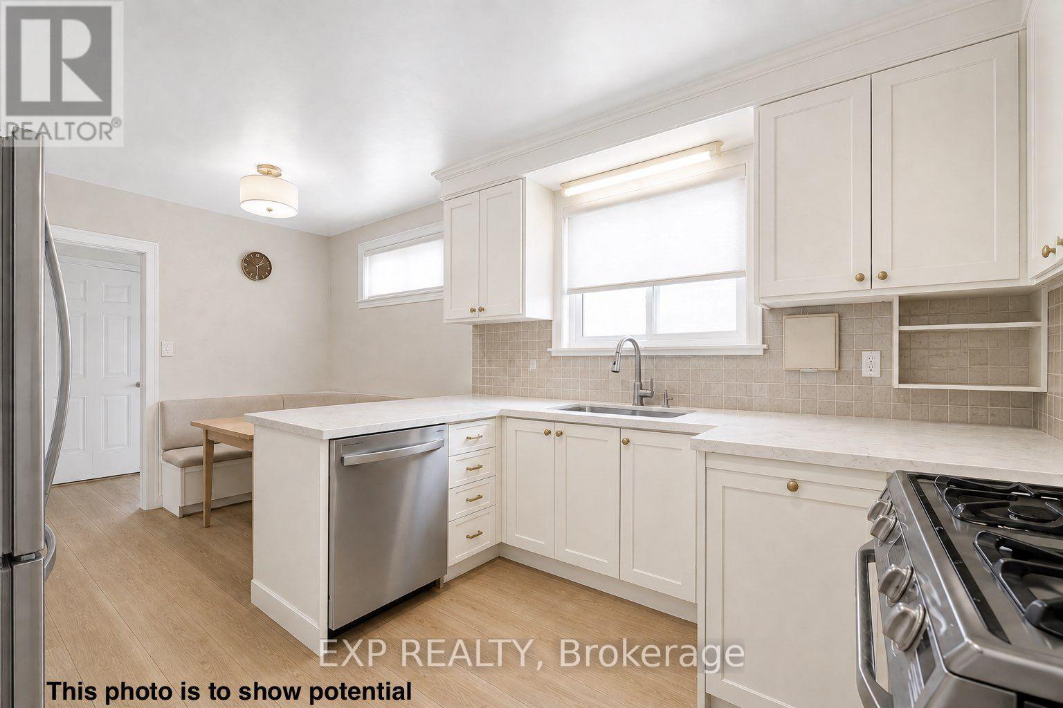 20 Marlena Drive, Toronto, Ontario  M1E 2Z1 - Photo 6 - E13665960