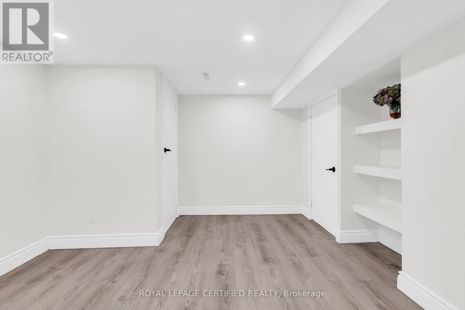 301 Geneva Avenue, Oshawa, Ontario  L1J 1L9 - Photo 31 - E13666002