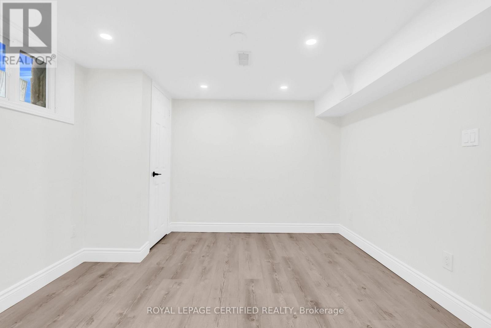 301 Geneva Avenue, Oshawa, Ontario  L1J 1L9 - Photo 37 - E13666002