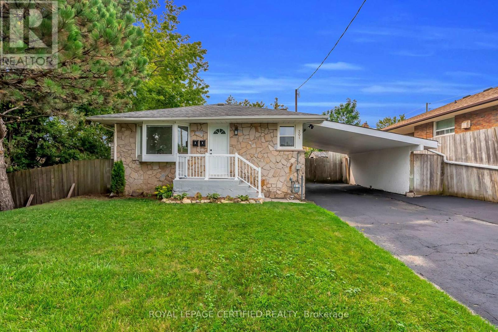 301 Geneva Avenue, Oshawa, Ontario  L1J 1L9 - Photo 5 - E13666002