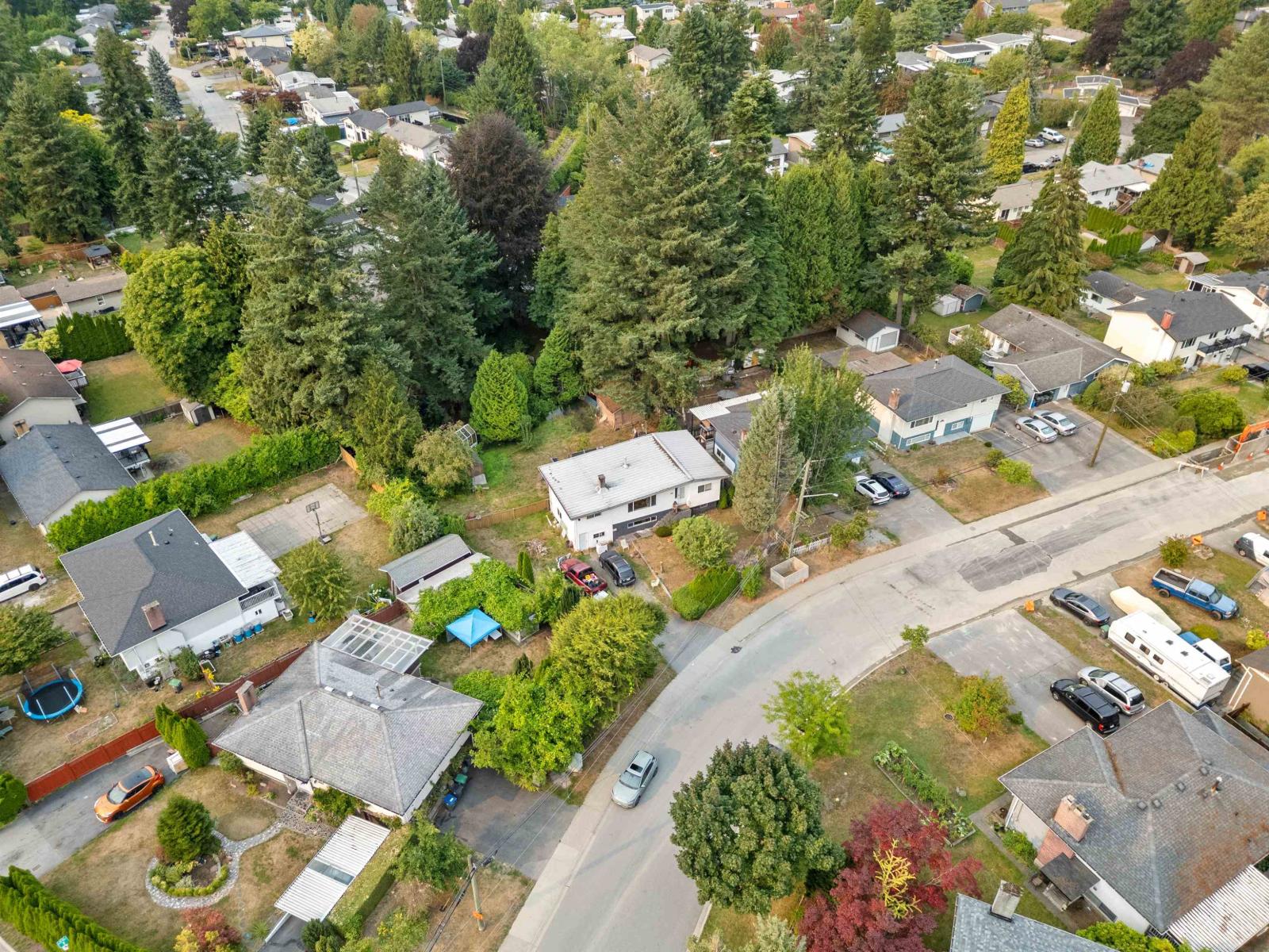 14935 Canary Drive, Surrey, British Columbia  V3R 4V2 - Photo 1 - R3154270