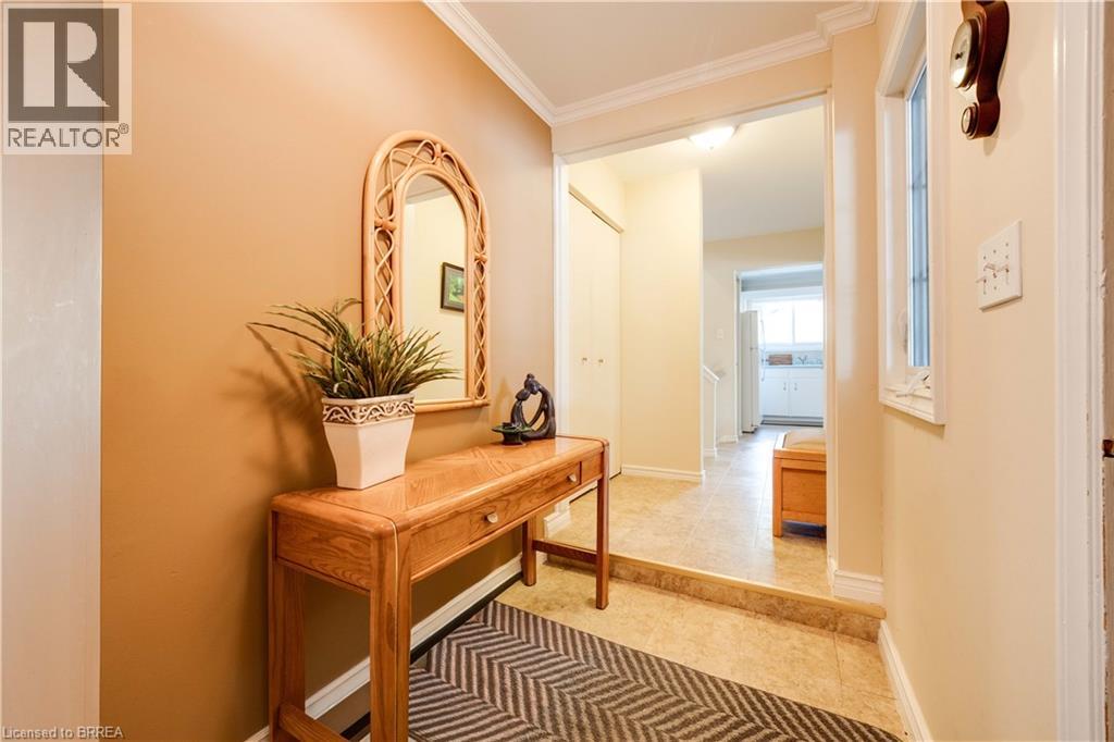 60 Woodlawn Avenue, Brantford, Ontario  N3V 1B3 - Photo 12 - 40834747