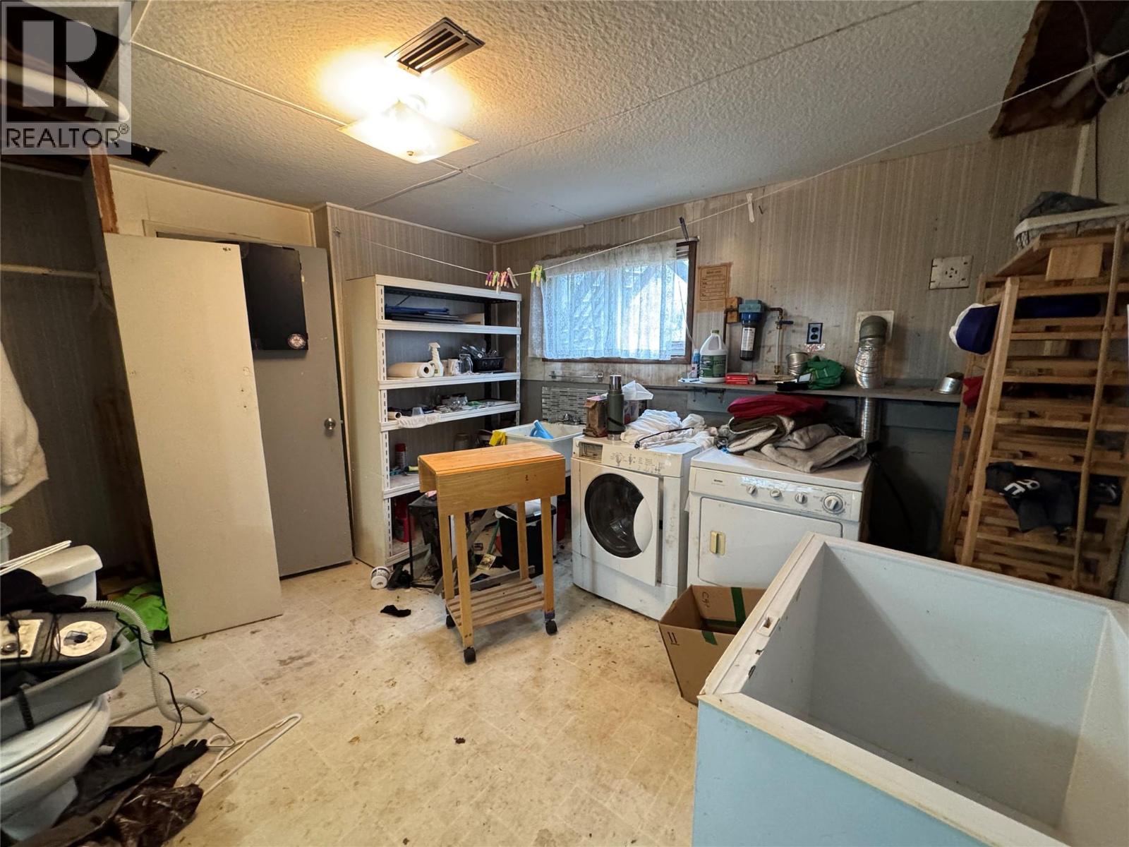 1042 Vine Street, Robson, British Columbia  V1N 4V8 - Photo 16 - 10369942