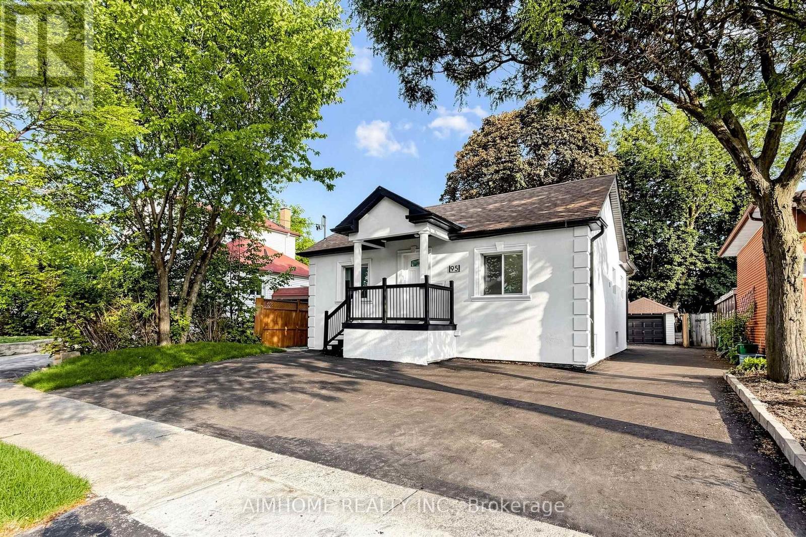 95 Steeles Avenue E, Toronto, Ontario  M2M 3Y4 - Photo 6 - C13665184