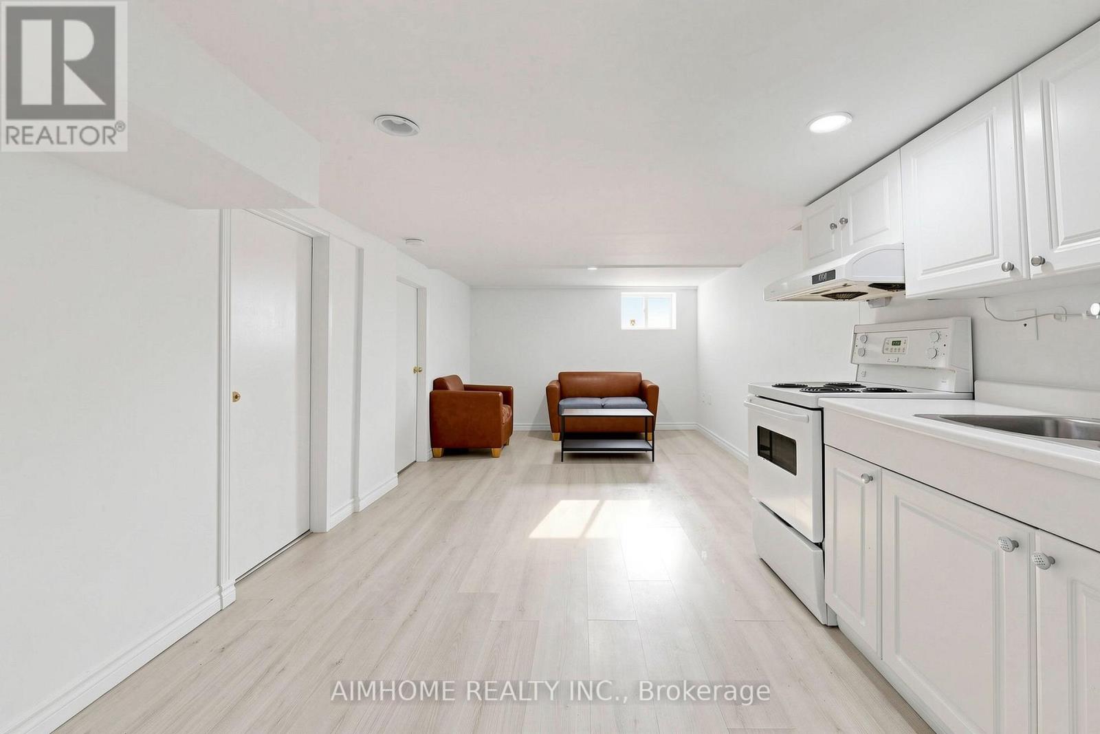 95 Steeles Avenue E, Toronto, Ontario  M2M 3Y4 - Photo 43 - C13665184