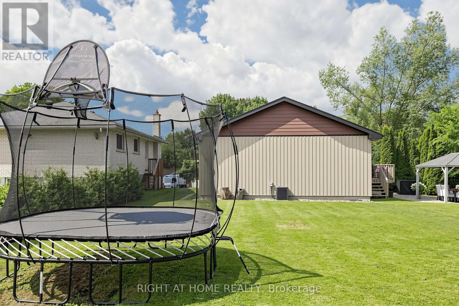 4 Waterbend Drive, Georgina, Ontario  L4P 2S2 - Photo 36 - N13665890