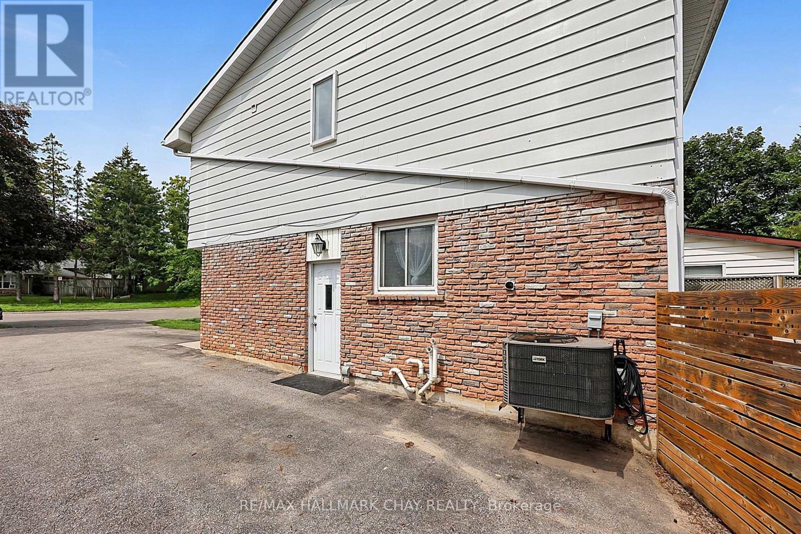 133 Daphne Crescent, Barrie, Ontario  L4M 2Y7 - Photo 38 - S13665900