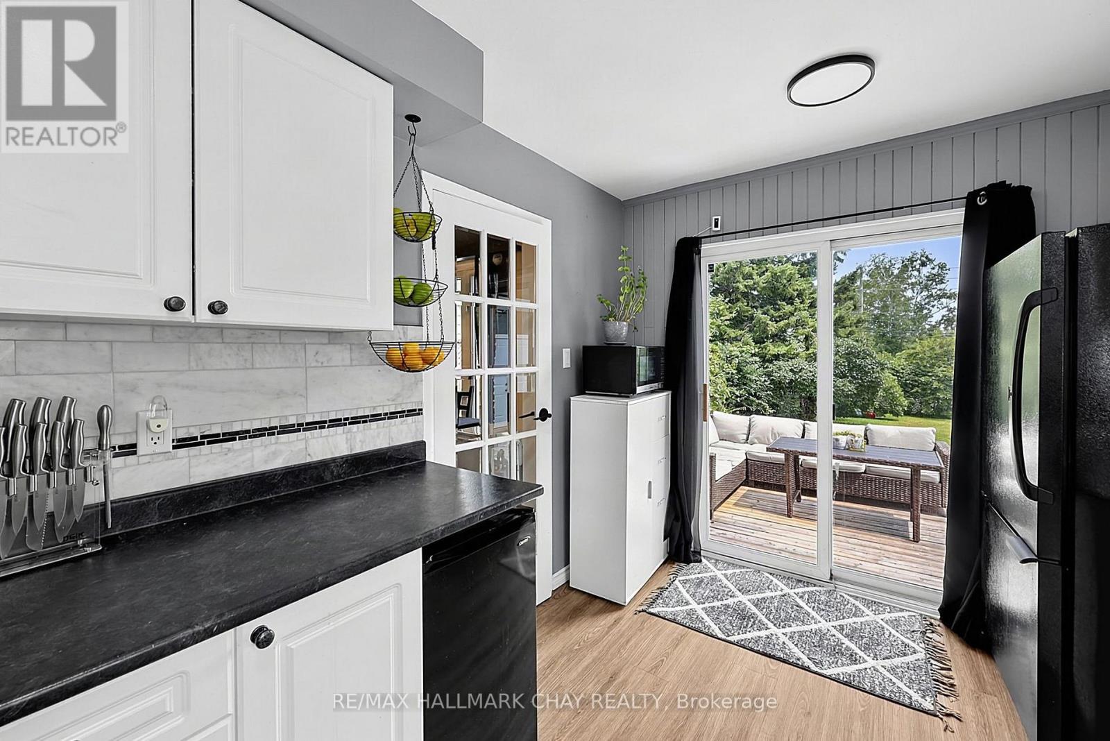 133 Daphne Crescent, Barrie, Ontario  L4M 2Y7 - Photo 6 - S13665900