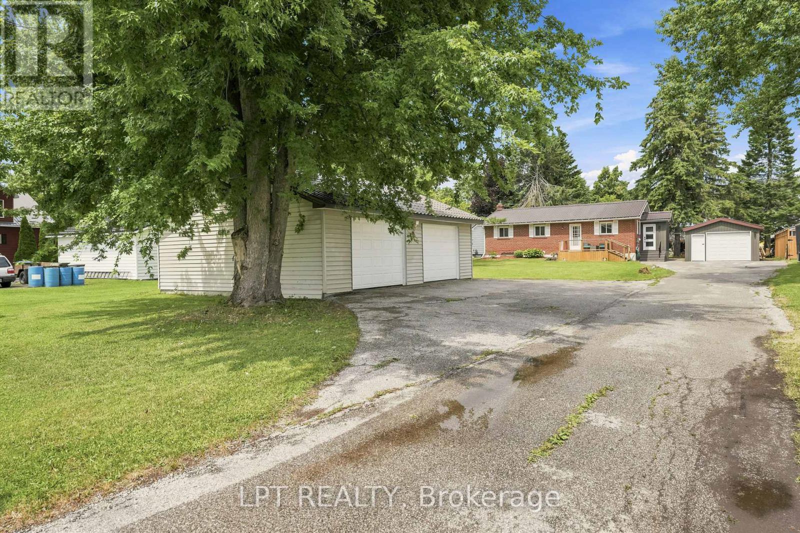 2628 Westshore Crescent, Severn (West Shore), Ontario  L3V 0V8 - Photo 7 - S13666014
