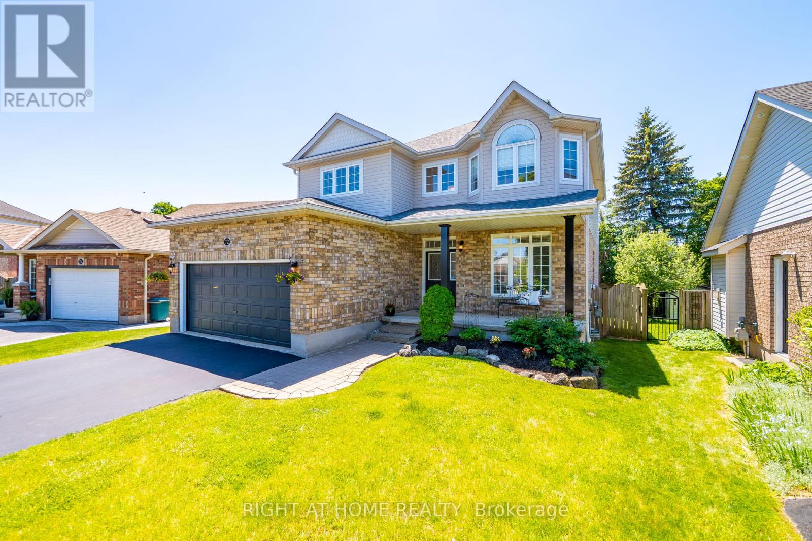 72 Beardmore Crescent, Halton Hills, Ontario  L7J 2Z1 - Photo 2 - W13665870