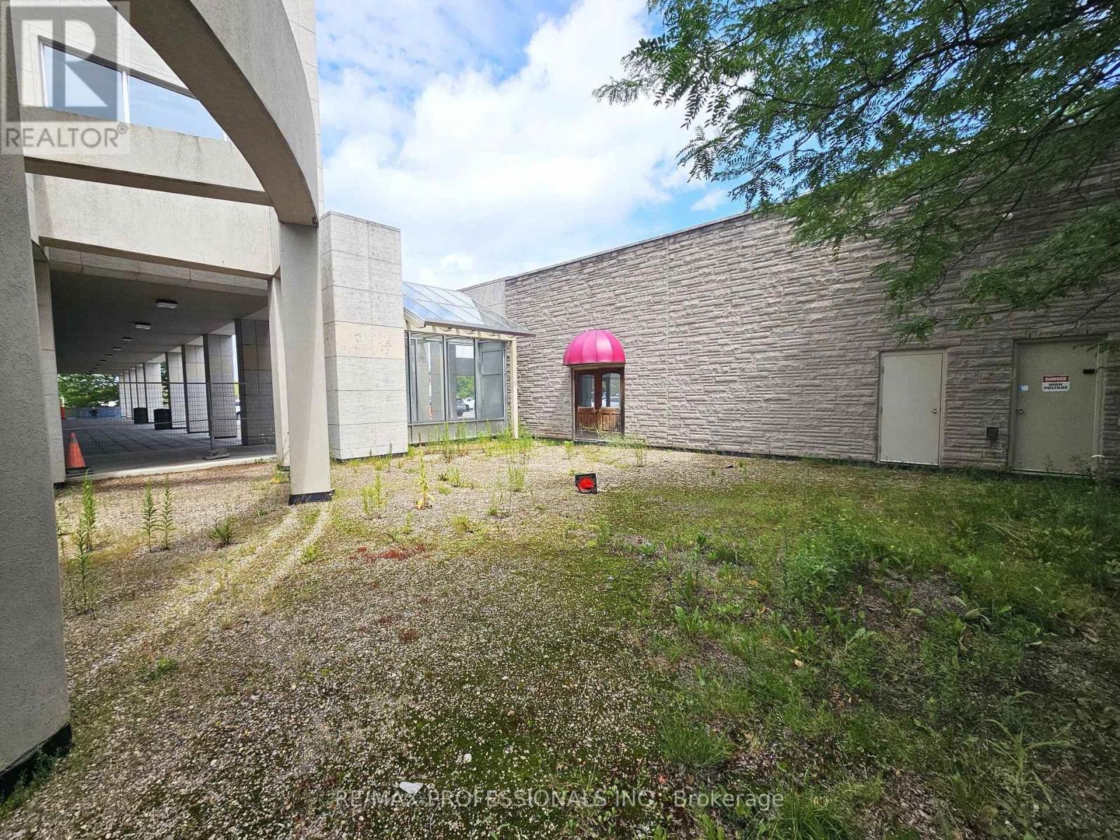 6 - 649 Scottsdale Drive, Guelph, Ontario  N1G 4T7 - Photo 9 - X13665796