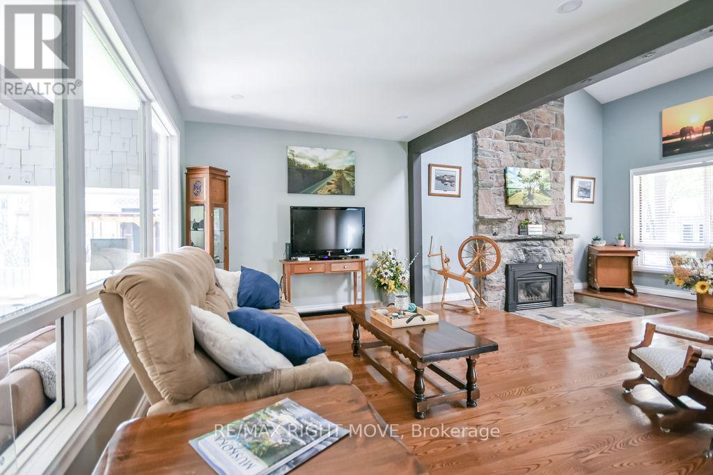 1032 Cowbell Lane, Gravenhurst, Ontario P0E 1N0 - Photo 15 - X13665984