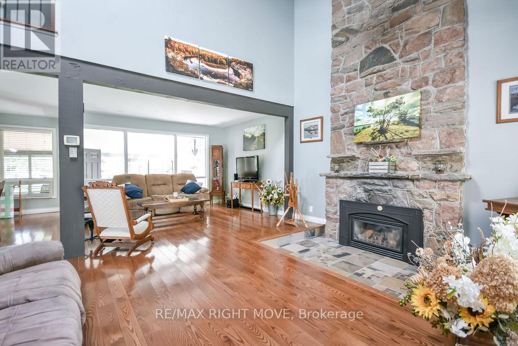 1032 Cowbell Lane, Gravenhurst, Ontario P0E 1N0 - Photo 19 - X13665984