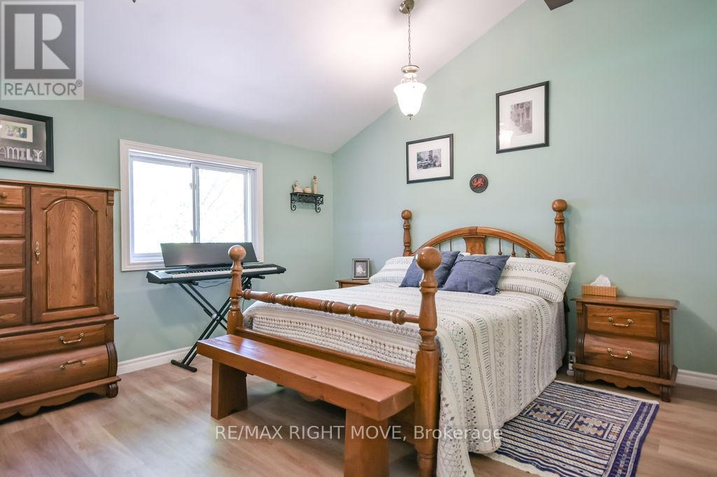 1032 Cowbell Lane, Gravenhurst, Ontario P0E 1N0 - Photo 26 - X13665984