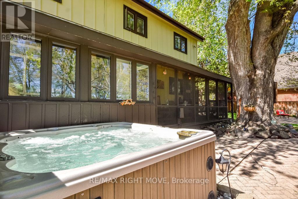1032 Cowbell Lane, Gravenhurst, Ontario P0E 1N0 - Photo 37 - X13665984