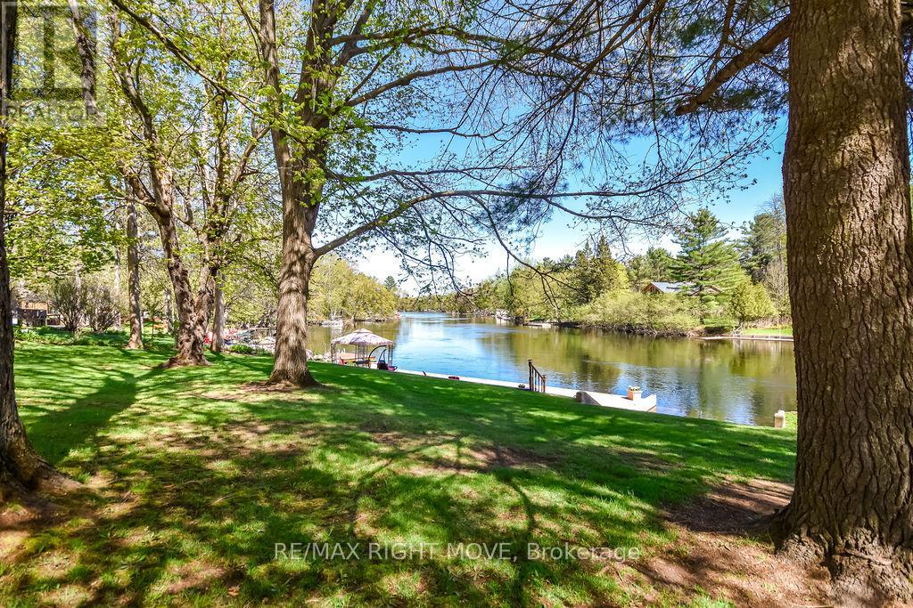 1032 Cowbell Lane, Gravenhurst, Ontario P0E 1N0 - Photo 44 - X13665984