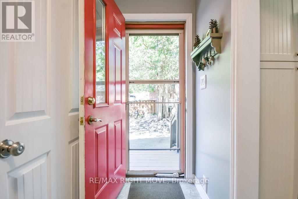 1032 Cowbell Lane, Gravenhurst, Ontario P0E 1N0 - Photo 5 - X13665984
