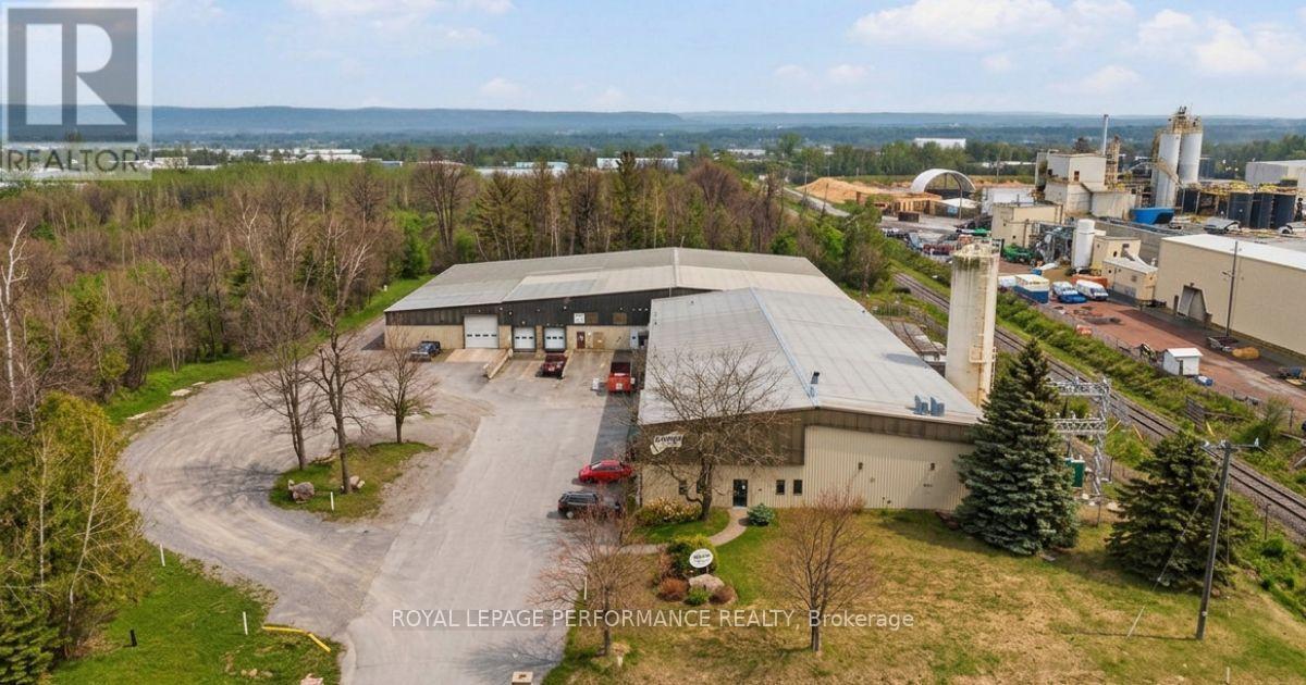 1301 Spence Avenue, Hawkesbury, Ontario  K6A 3T4 - Photo 1 - X13665408