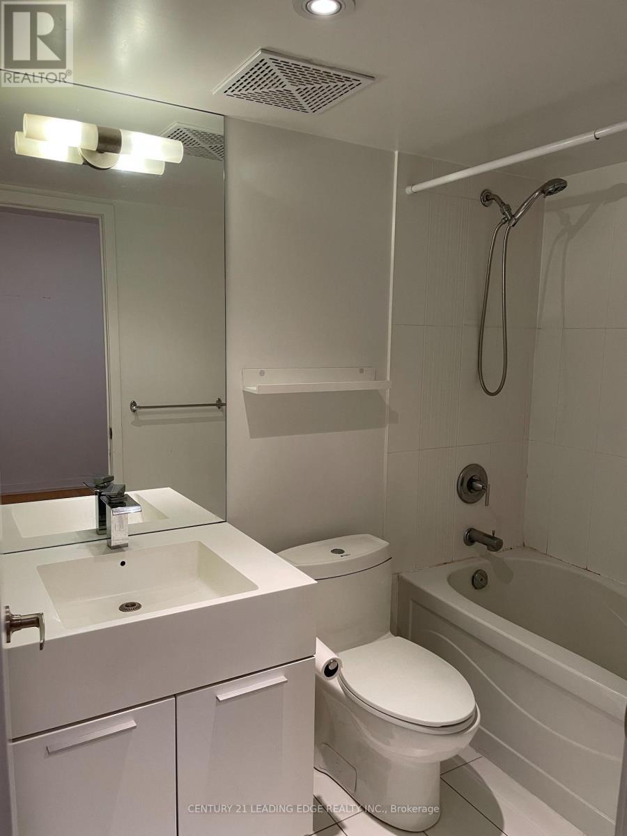 1811 - 25 Capreol Court, Toronto, Ontario  M5V 3Z7 - Photo 20 - C13665978