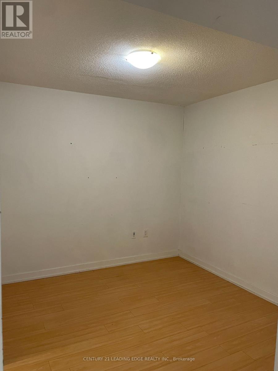 1811 - 25 Capreol Court, Toronto, Ontario  M5V 3Z7 - Photo 11 - C13665978