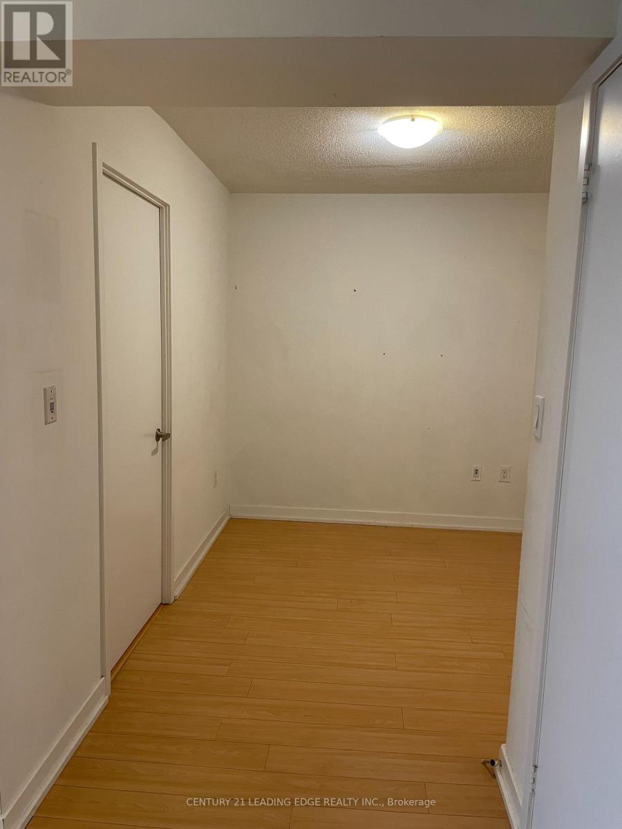 1811 - 25 Capreol Court, Toronto, Ontario  M5V 3Z7 - Photo 19 - C13665978