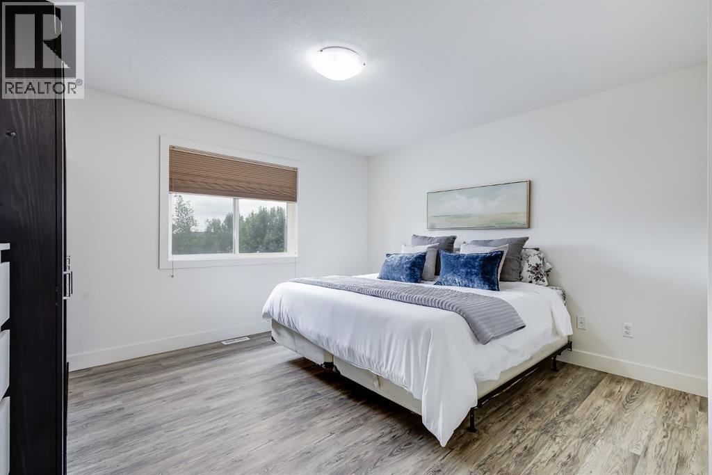 1870 Baywater Street SW, Airdrie, Alberta  T4B 0B3 - Photo 28 - A2336076