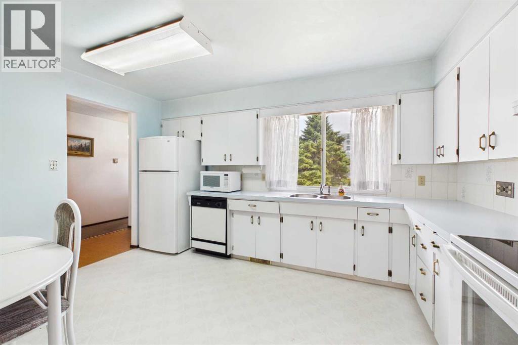 2012 Urbana Road NW, Calgary, Alberta  T2N 4B8 - Photo 23 - A2336158