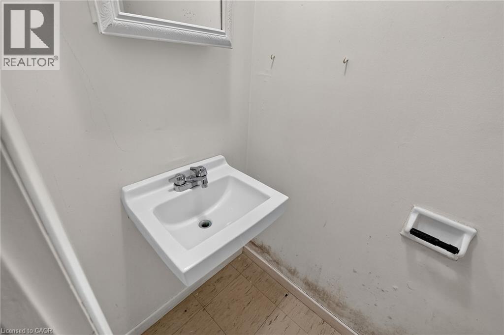 125 Bonaventure Drive Unit# 50, Hamilton, Ontario  L9C 5Y9 - Photo 24 - 40852154
