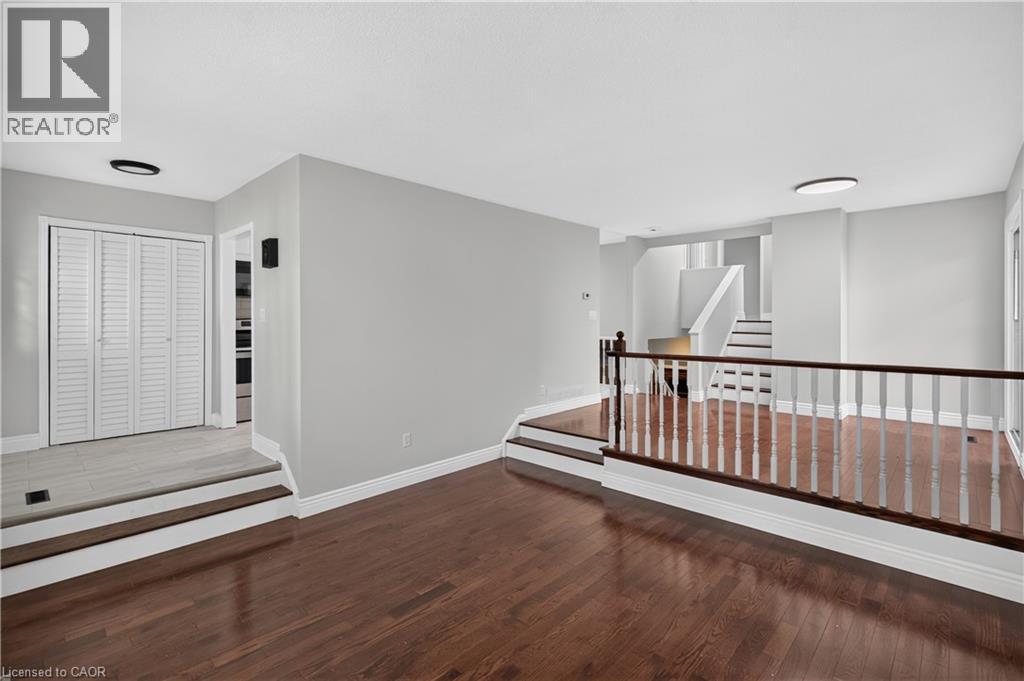 3401 Rockwood Drive, Burlington, Ontario  L7N 3H6 - Photo 7 - 40855078