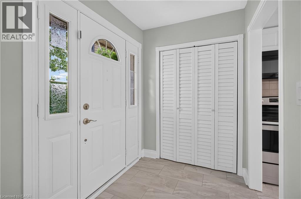 3401 Rockwood Drive, Burlington, Ontario  L7N 3H6 - Photo 5 - 40855078