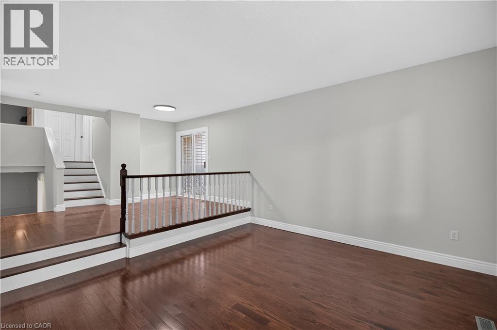3401 Rockwood Drive, Burlington, Ontario  L7N 3H6 - Photo 6 - 40855078