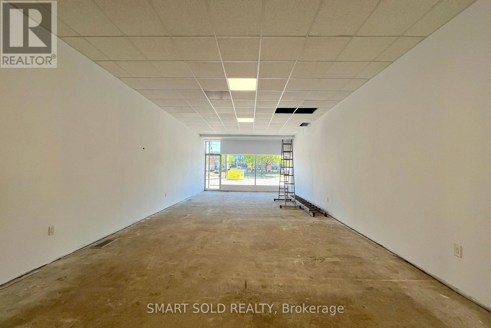 1194 Kennedy Road, Toronto, Ontario  M1P 2L1 - Photo 4 - E13459628