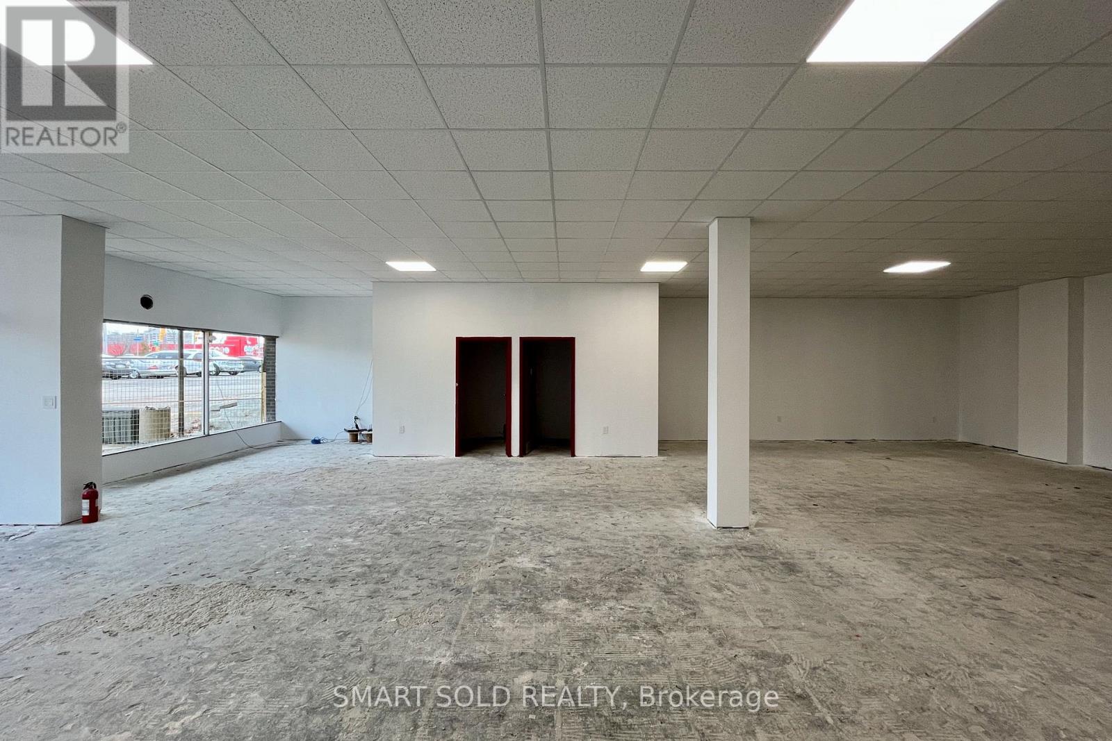 1188 Kennedy Road, Toronto, Ontario  M1P 2L1 - Photo 5 - E13459634