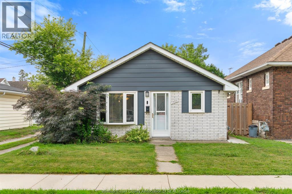 MLS# 26019584: 1555 ADANAC AVENUE, Windsor, Canada