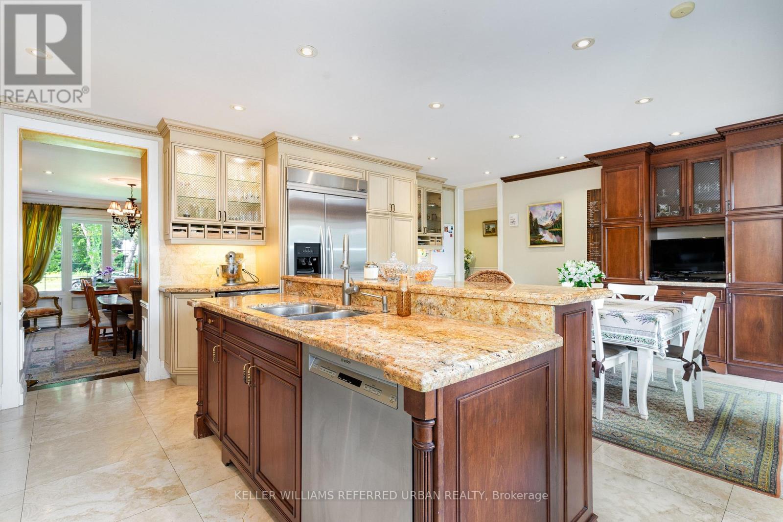 161 Owen Boulevard, Toronto, Ontario  M2P 1G8 - Photo 12 - C13144566