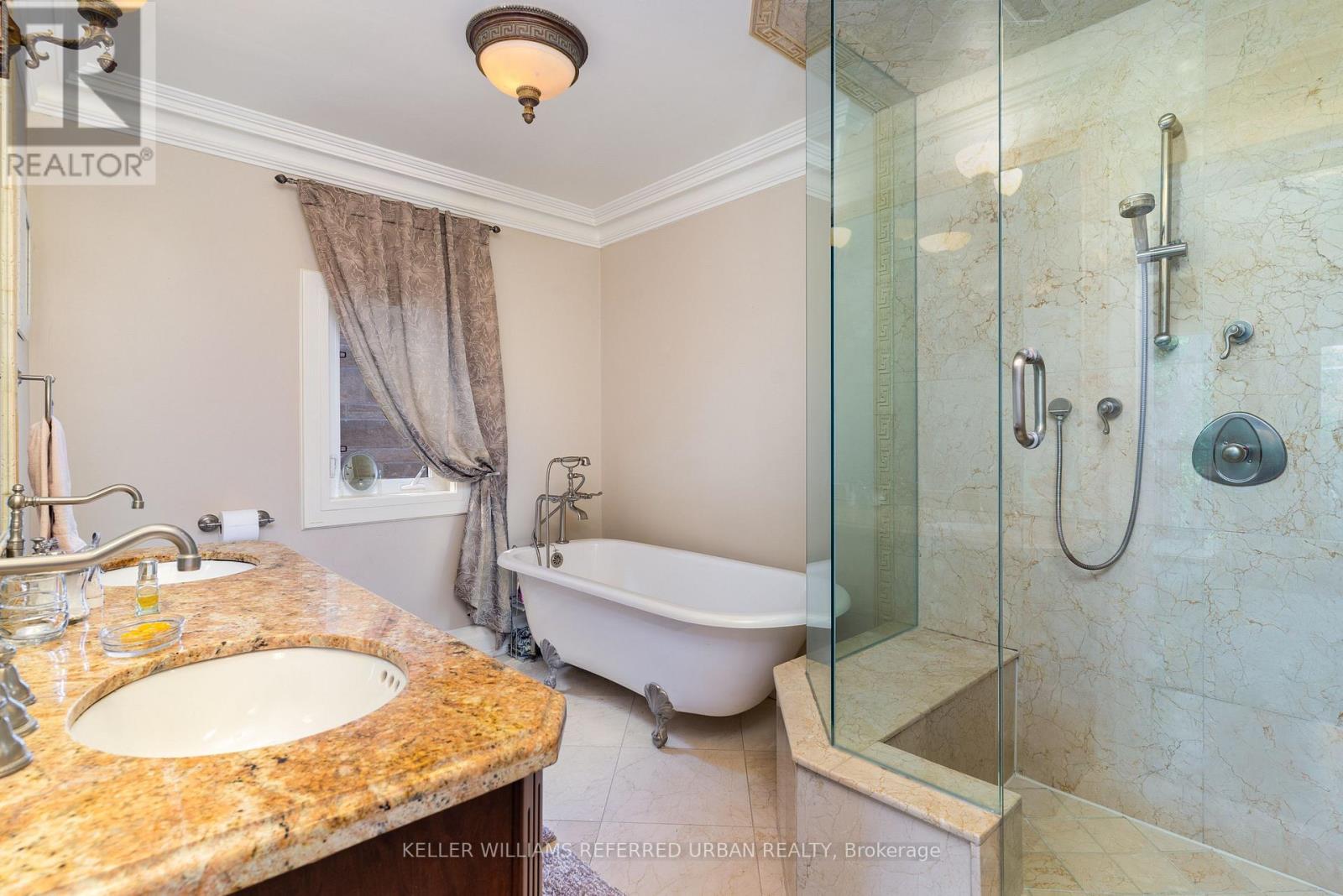 161 Owen Boulevard, Toronto, Ontario  M2P 1G8 - Photo 15 - C13144566