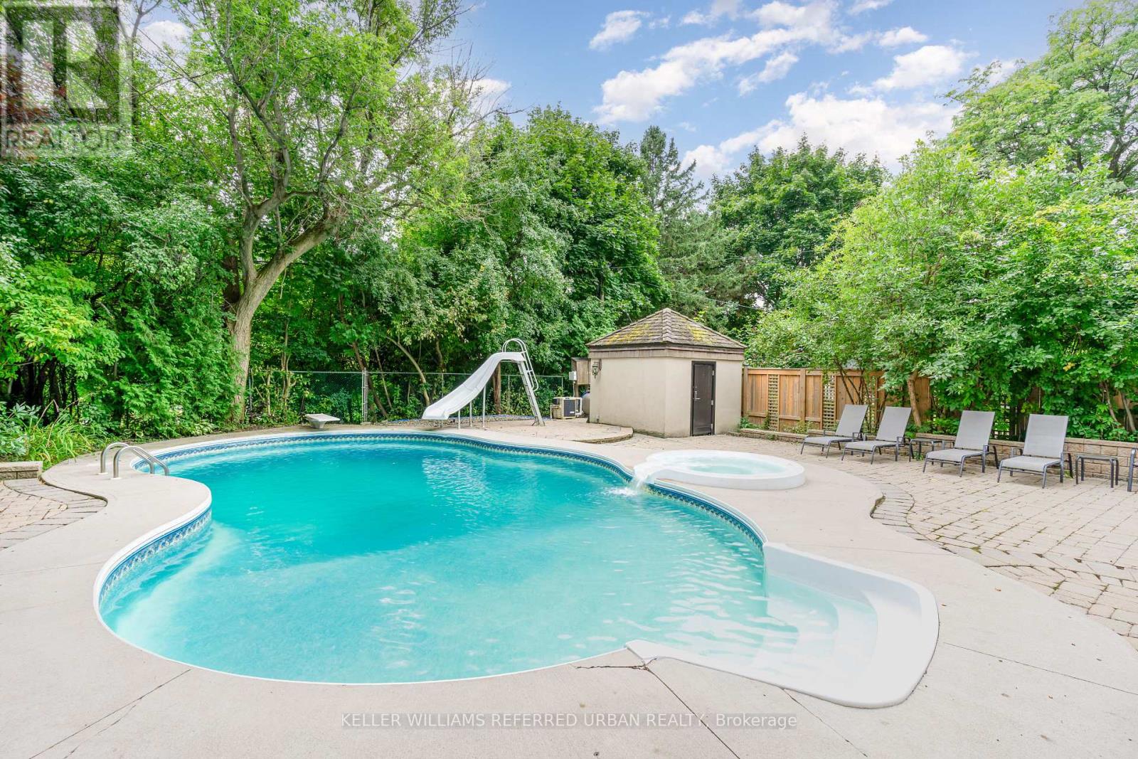 161 Owen Boulevard, Toronto, Ontario  M2P 1G8 - Photo 24 - C13144566