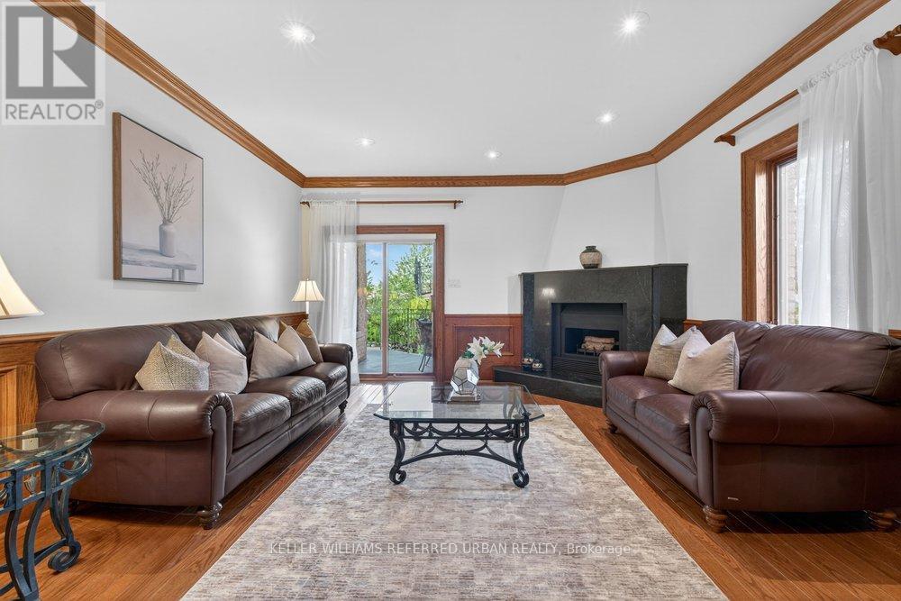 162 Codsell Avenue, Toronto, Ontario  M3H 3W6 - Photo 13 - C13156062