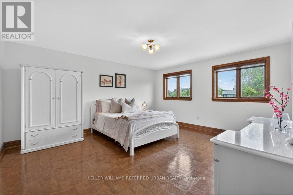 162 Codsell Avenue, Toronto, Ontario  M3H 3W6 - Photo 26 - C13156062