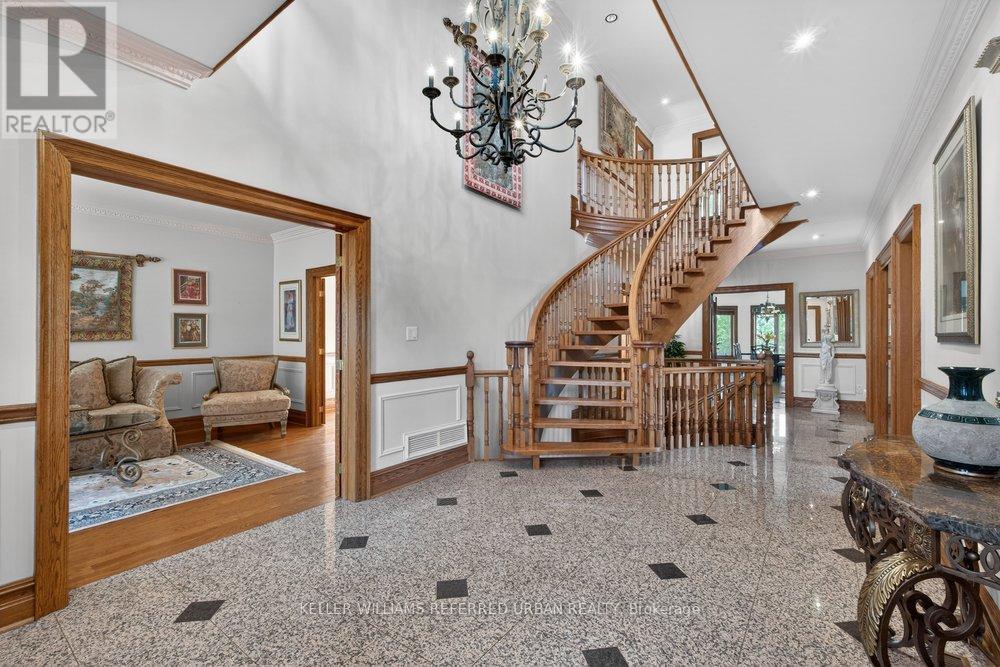 162 Codsell Avenue, Toronto, Ontario  M3H 3W6 - Photo 3 - C13156062