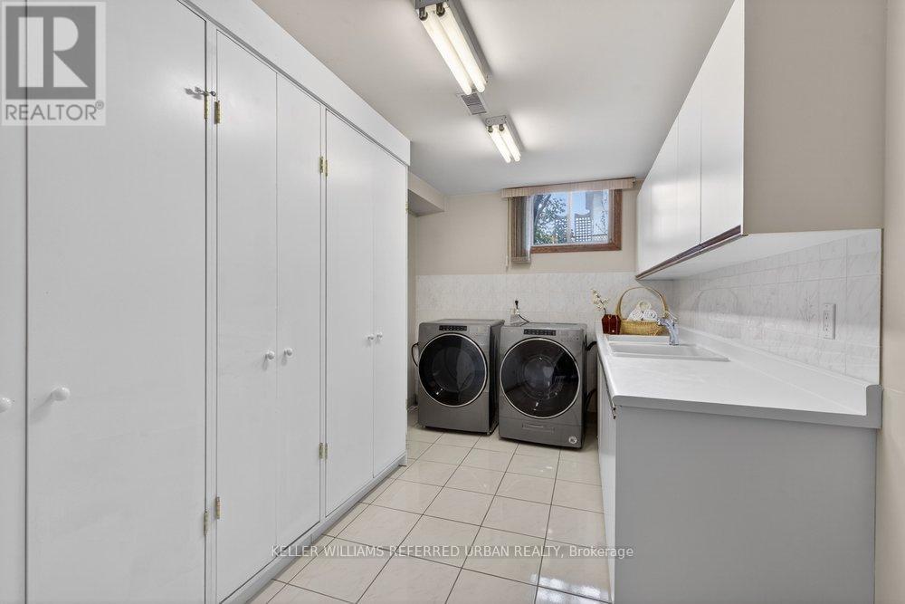 162 Codsell Avenue, Toronto, Ontario  M3H 3W6 - Photo 38 - C13156062