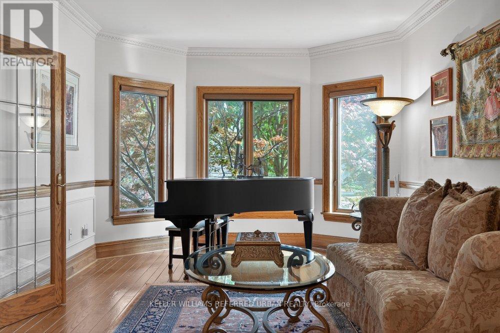 162 Codsell Avenue, Toronto, Ontario  M3H 3W6 - Photo 7 - C13156062