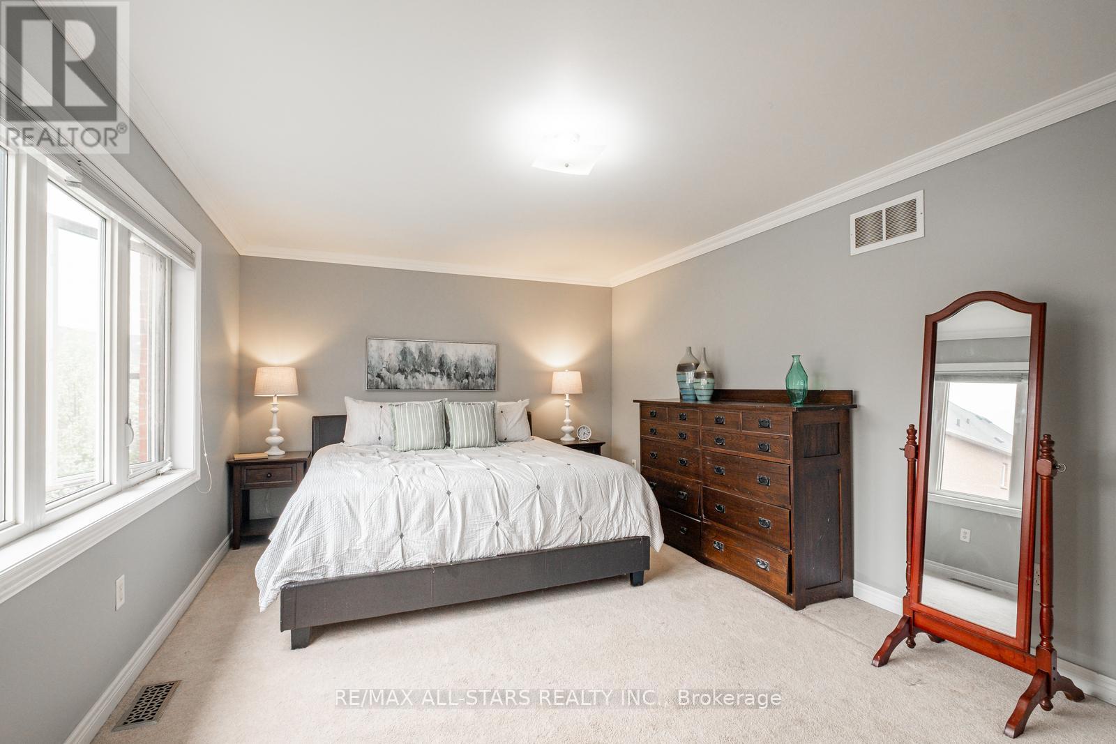 43 Horsedreamer Lane, Whitchurch-Stouffville, Ontario  L4A 0G6 - Photo 24 - N13241920